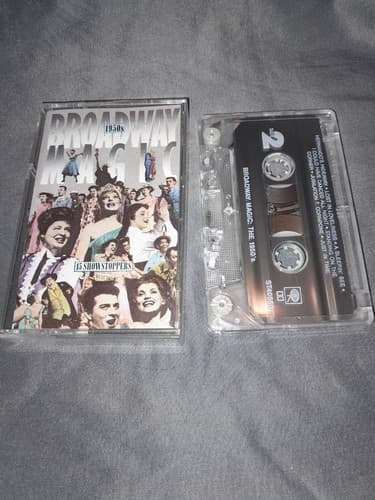 BROADWAY MAGIC: THE 1950s - CASSETTE Tape CBS - 1987 - 15 Showstoppers MUSICALS - Image 1