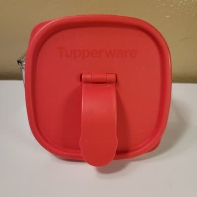 TUPPERWARE Replacement Lid 5773B-2 Red Square Snap On Plastic 4in Vintage - Image 1