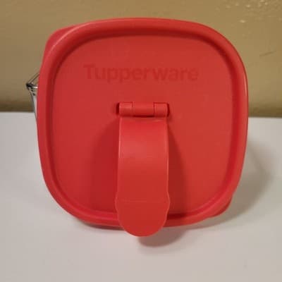 TUPPERWARE Replacement Lid 5773B-2 Red Square Snap On Plastic 4in Vintage - Thumbnail 2