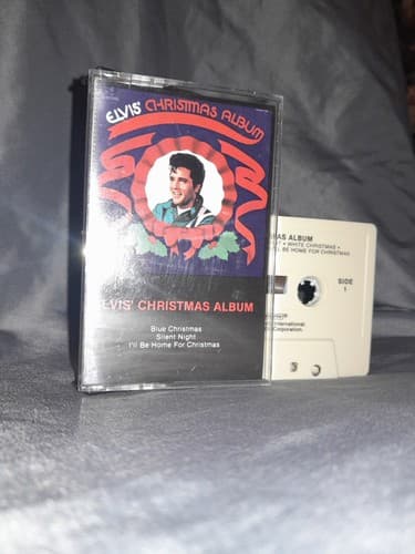 Elvis's Christmas Album - Elvis Presley - 1985 RCA Records Cassette Tape - Thumbnail 2