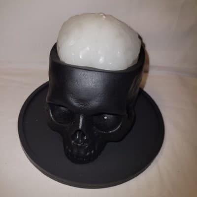 Gavia Skull Candle Holder with Brain Candle Set Black Ceramic + Brain Candles - Thumbnail 3