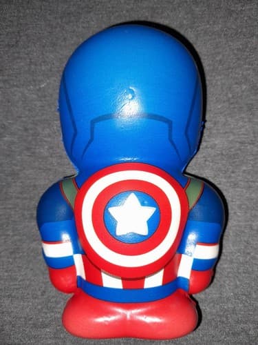 Marvel Avengers Smash Foamie Captain America 5.5" Squish toy Stress - Thumbnail 3