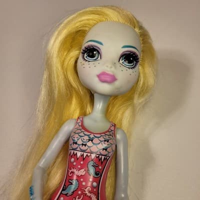 Monster High Lagoona Blue Budget Swimming Doll No Accessories Mattel 2017 - Image 1