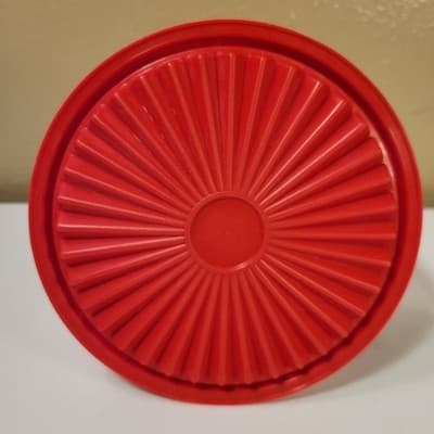TUPPERWARE Replacement Lid 812-4 Red Round Fluted Sunburst Vintage - Thumbnail 3