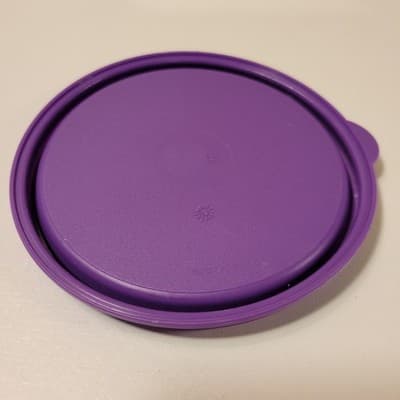 TUPPERWARE Purple Replacement Lid 5227A-4 Round Vintage Container 4.25in - Thumbnail 3