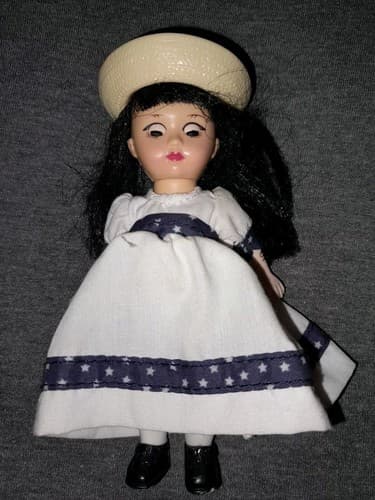 Madame Alexander 2005 Setting Sail Doll McDonald's - Image 1