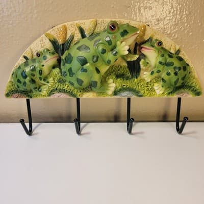 Vintage Frog Wall Hooks Cottagecore Decor Resin 4 Hook Whimsical Garden Entryway - Thumbnail 2