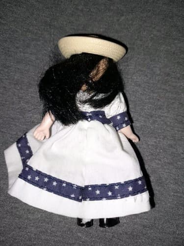 Madame Alexander 2005 Setting Sail Doll McDonald's - Thumbnail 2