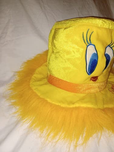 Tweety Bird Six Flags Fun Fur Top Hat Yellow Adult - Thumbnail 2