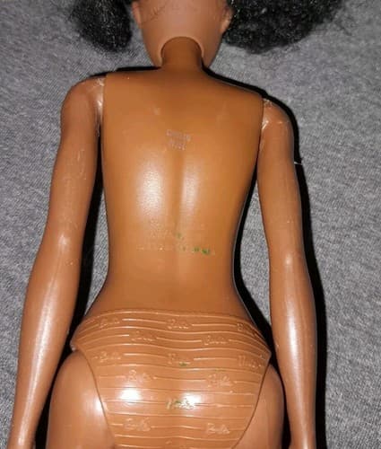 Barbie African American Doll Afro Curly Black Hair Blue Lipstick Lips Nude 2015 - Thumbnail 6