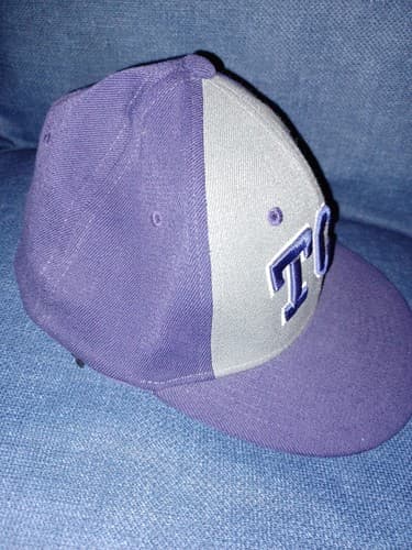 TCU Horned Frogs Embroidered 2 tone Purple & Gray Baseball Hat Cap Zephyr M/L - Thumbnail 4