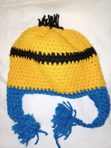 Crocheted Despicable Me Minion Hat Size S/M Handmade - Thumbnail 2