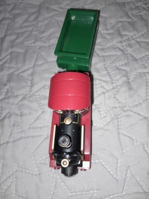 Chuggington Wooden Railway Old Puffer Pete & Cargo Car Wooden Train Tomy GUC - Thumbnail 2