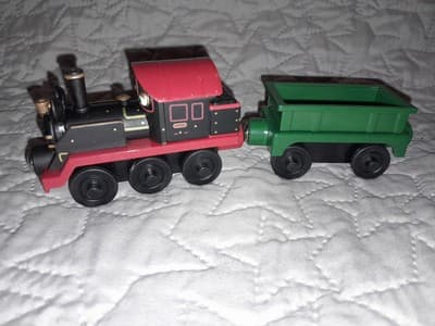 Chuggington Wooden Railway Old Puffer Pete & Cargo Car Wooden Train Tomy GUC - Image 1