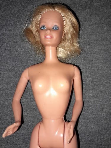 Vintage 1966 Mattel Barbie Doll Strawberry Blonde Hair Philippines Click Knees - Thumbnail 3