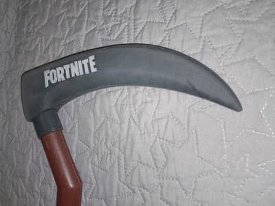 Fortnite Nerf R-HT Reaper Harvesting Tool Foam Blade 2019 Cosplay Prop - Thumbnail 5