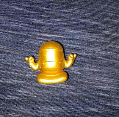 McDonalds Minions Toys Gold Golden Mini Figures Lot of 3 Despicable Me Bundle - Thumbnail 11