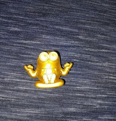 McDonalds Minions Toys Gold Golden Mini Figures Lot of 3 Despicable Me Bundle - Thumbnail 10