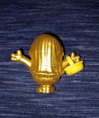 McDonalds Minions Toys Gold Golden Mini Figures Lot of 3 Despicable Me Bundle - Thumbnail 9
