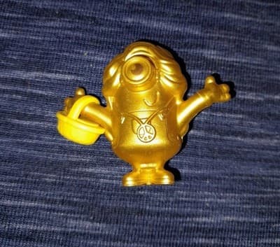 McDonalds Minions Toys Gold Golden Mini Figures Lot of 3 Despicable Me Bundle - Thumbnail 8