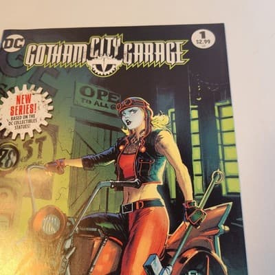 Gotham City Garage #1 DC Comics 2017 Harley Quinn Cover VF/VF+ - Thumbnail 6