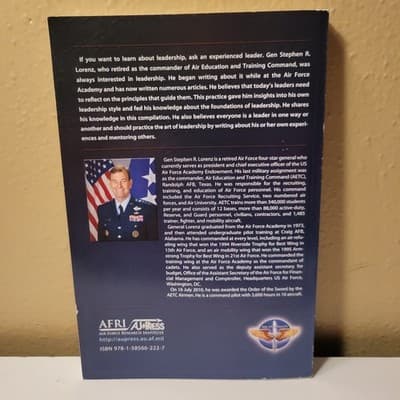 Lorenz on Leadership Stephen R. Lorenz USAF Retired Lessons on Leading People VF - Thumbnail 3