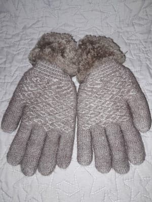 Beautiful Brown Women's Soft & Cozy Winter Gloves Faux Fur Trim Lined One Size - Thumbnail 3