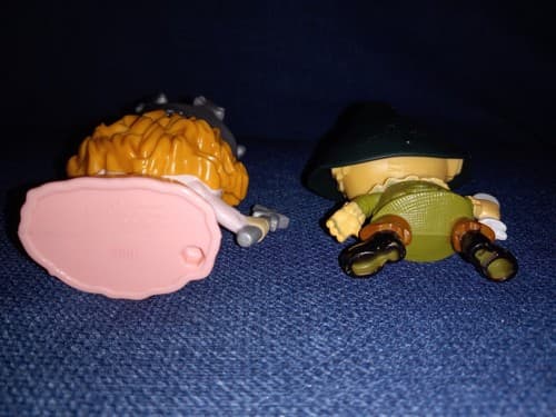McDonalds Glinda the Good Witch & Scarecrow Wizard of Oz 75th Anniversary Set 2 - Thumbnail 3