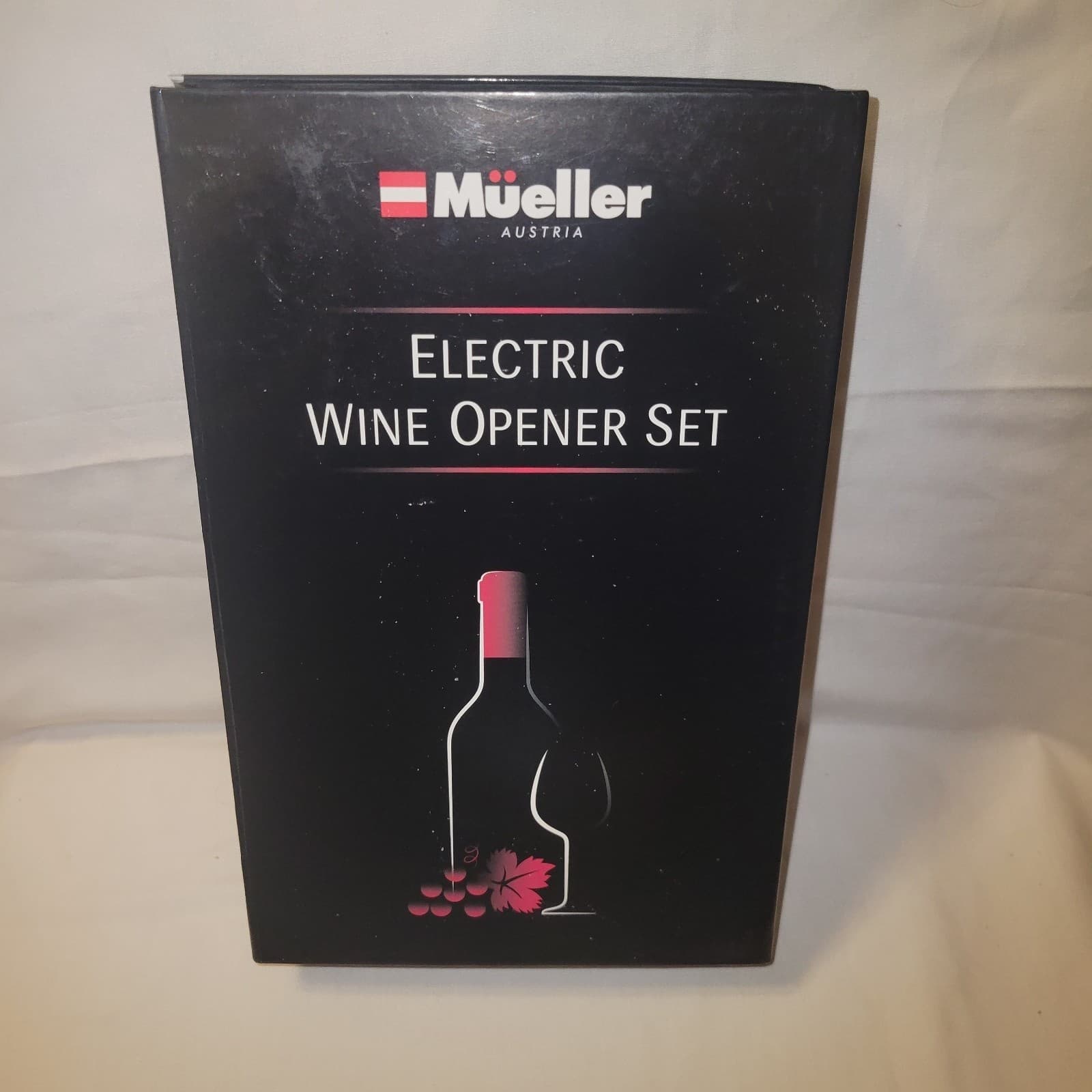 Mueller Electric Wine Opener Set Rechargeable Corkscrew with Accessories - Thumbnail 2