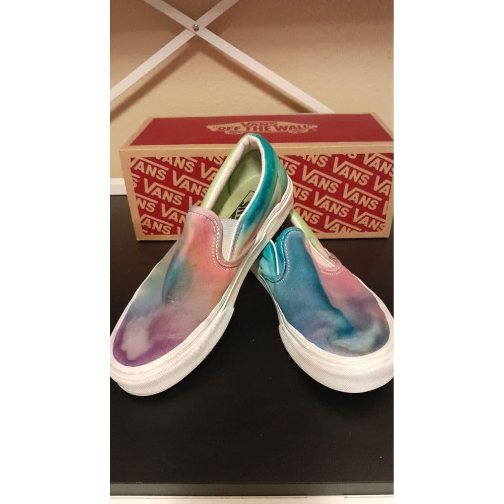 VANS Classic Slip-On Multicoloured Tye Dyed Men's 5 Women's 6.5 Box Included - Image 1
