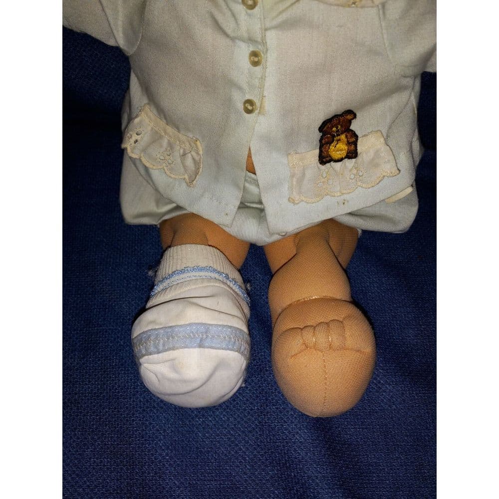 Uneeda Vintage Baby Doll Rare Mcmlxxx Plastic head All Cloth Body Bald Gree eyes - Thumbnail 2