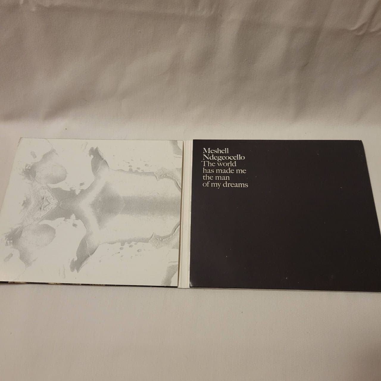Meshell Ndegeocello – The World Has Made Me the Man of My Dreams CD 2007 VG - Thumbnail 3