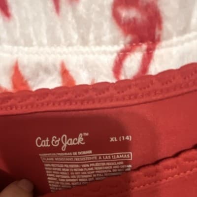 Cat & Jack Girls XL (14) Holiday Pajama Set Red White Flame Resistant Polyester - Thumbnail 2