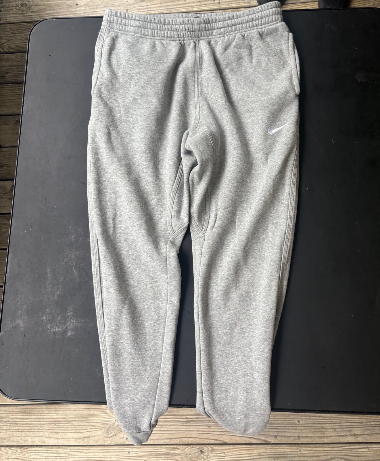 Nike sweatpants - Image 1