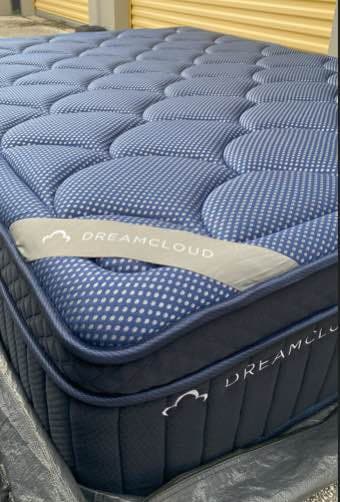 DreamCloud Luxe Hybrid Mattress Queen Size Like New Condition - Image 1