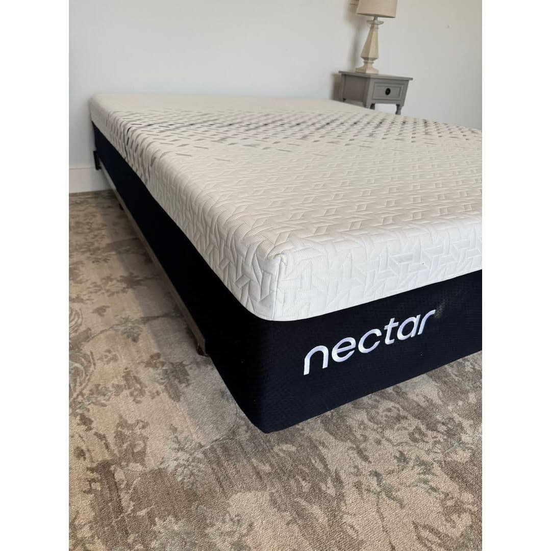 Nectar Ultra Memory Foam Mattress, Twin XL, Like New - Image 1