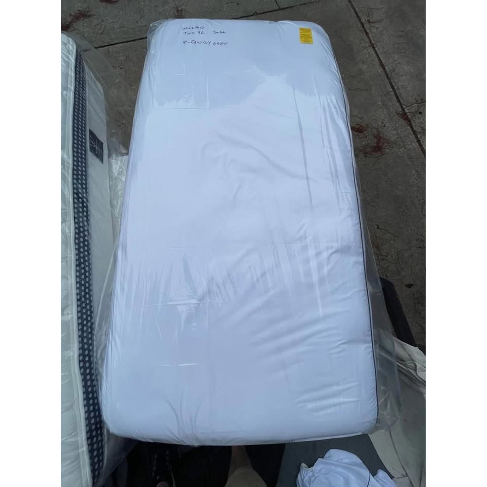 The WinkBed, Twin XL Mattress, Soft, Like New, MINT Condition - Image 1