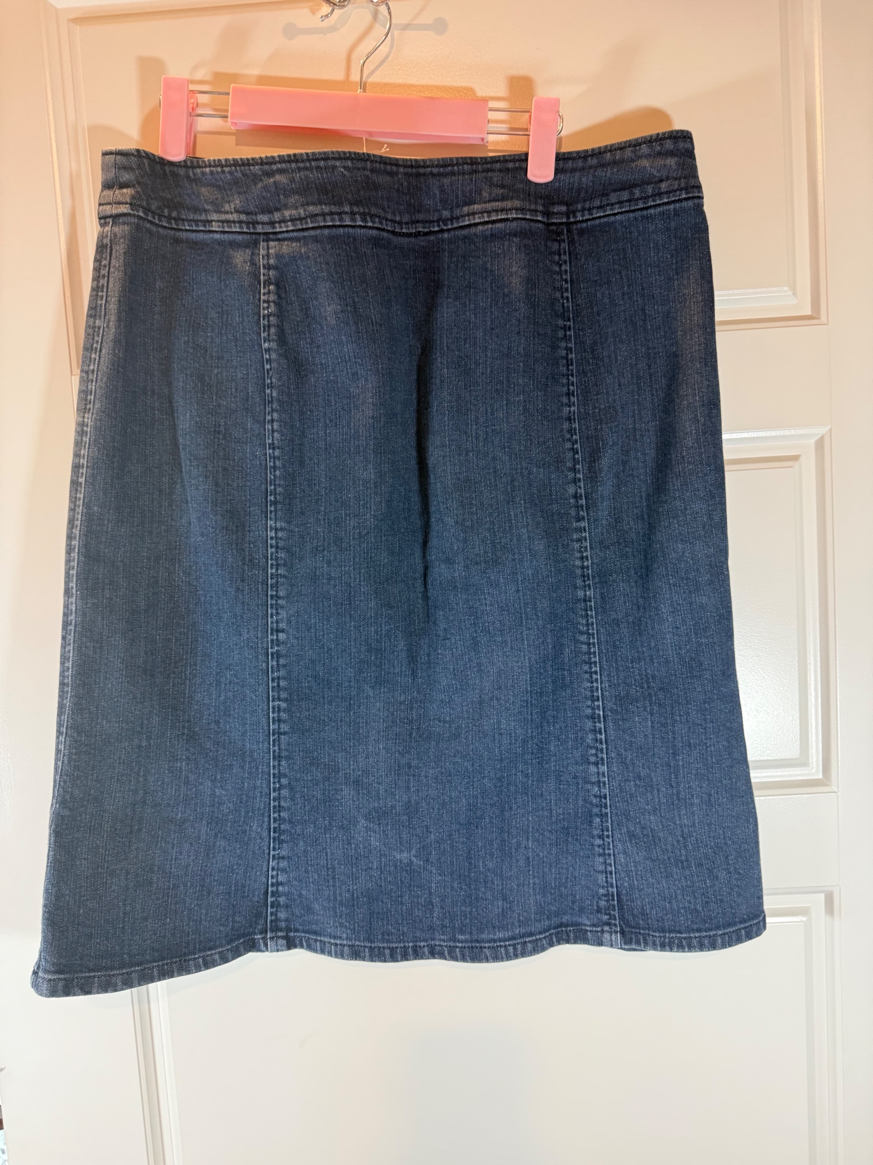 New York & Company Denim Skirt Size 12 Button Detail - Thumbnail 2