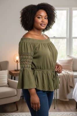 Hint Of Blush Women’s Green Off The Shoulder Top (XL) - Image 1