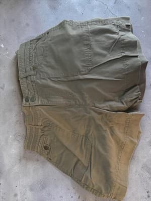 Dakota Blue Women's Green Cargo Shorts (14) - Thumbnail 3