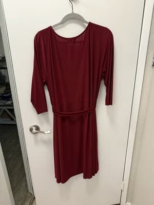 East Adeline Women’s Knee Length Wrap Around Dress Size 2XL - Thumbnail 3