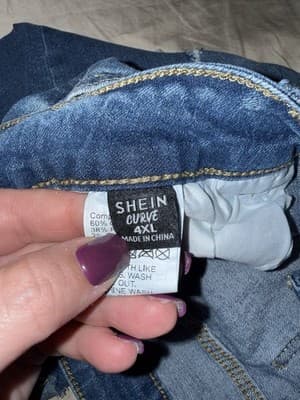 Shein Curve Women's Dark Distressed Jean Shorts, Size 4XL - Thumbnail 4