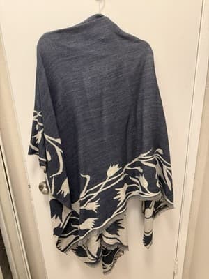 Pasmina Shawl Soft, Large, Beautiful Blue And Cream - Thumbnail 3