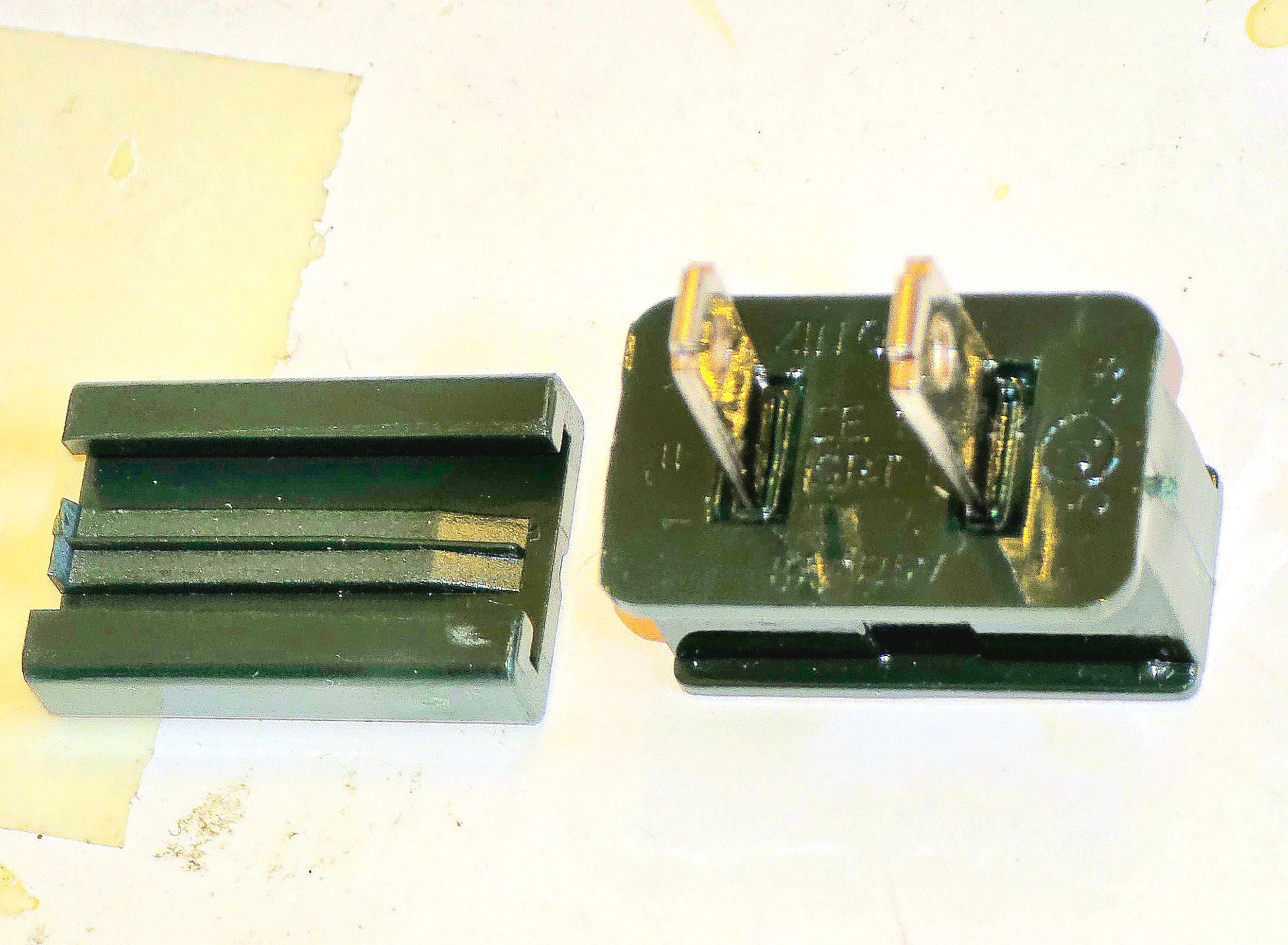 Electric Plug Adapters Lot of 25 - Thumbnail 3