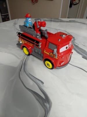 Disney Pixar Cars Race and Rescue Firefighting Red and Guido 1:24 Scale Plastic - Image 1