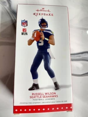 2015 Hallmark Keepsake Christmas Ornament Seattle Seahawks Russell Wilson 5.2"T - Thumbnail 4
