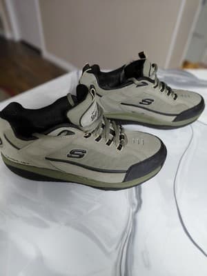 Mens Leather Sketchers Shape Up Walking Shoes 52000 SZ 11