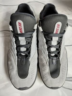 Nike SB White Gray Red Low Top Suede Rubber Mesh Skateboard Sneakers - Thumbnail 6