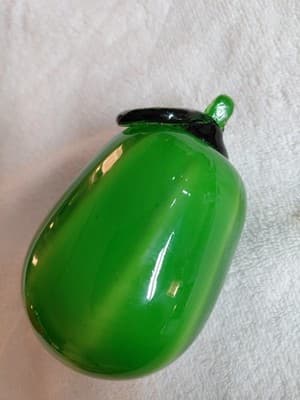 Odd Vintage Hand Blown Glass 1 Green Pear & 1 Red Pepper! - Thumbnail 4