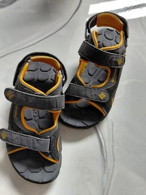 Columbia Youth Castle Rock Sandal Black Yellow Boys US 13 Adjustable Strap